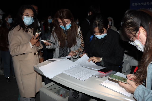 簡答題請簡述安全用電常識_簡述安全用電常識的主要內(nèi)容_簡述安全用電的措施和注意事項