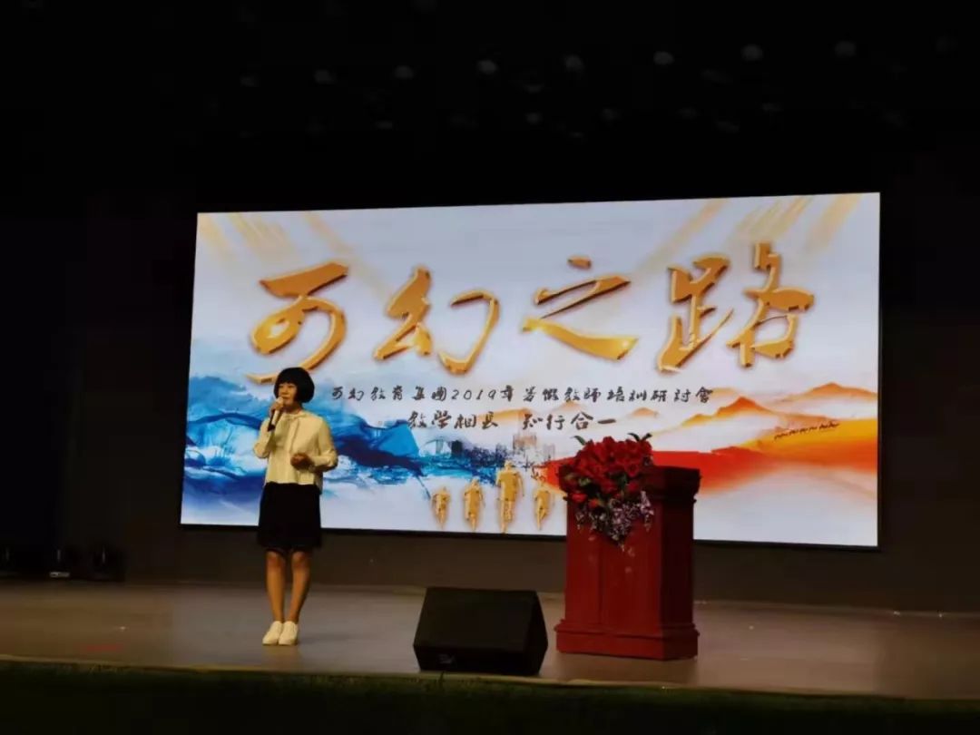 現(xiàn)在進行時講課怎么引入_現(xiàn)在進行時的幽默導入_現(xiàn)在進行時態(tài)導入