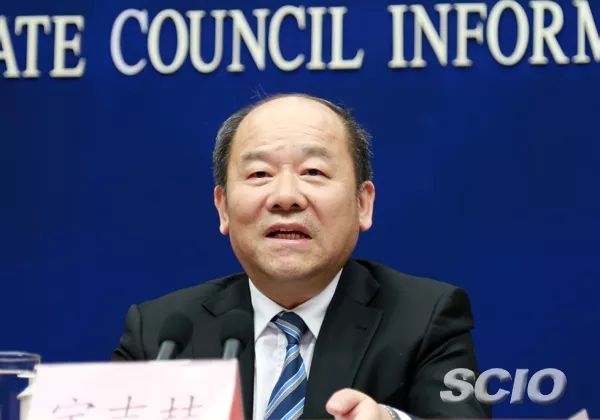 機(jī)器人圖片服務(wù)員_服務(wù)機(jī)器人長什么樣_性服務(wù)機(jī)器人圖片